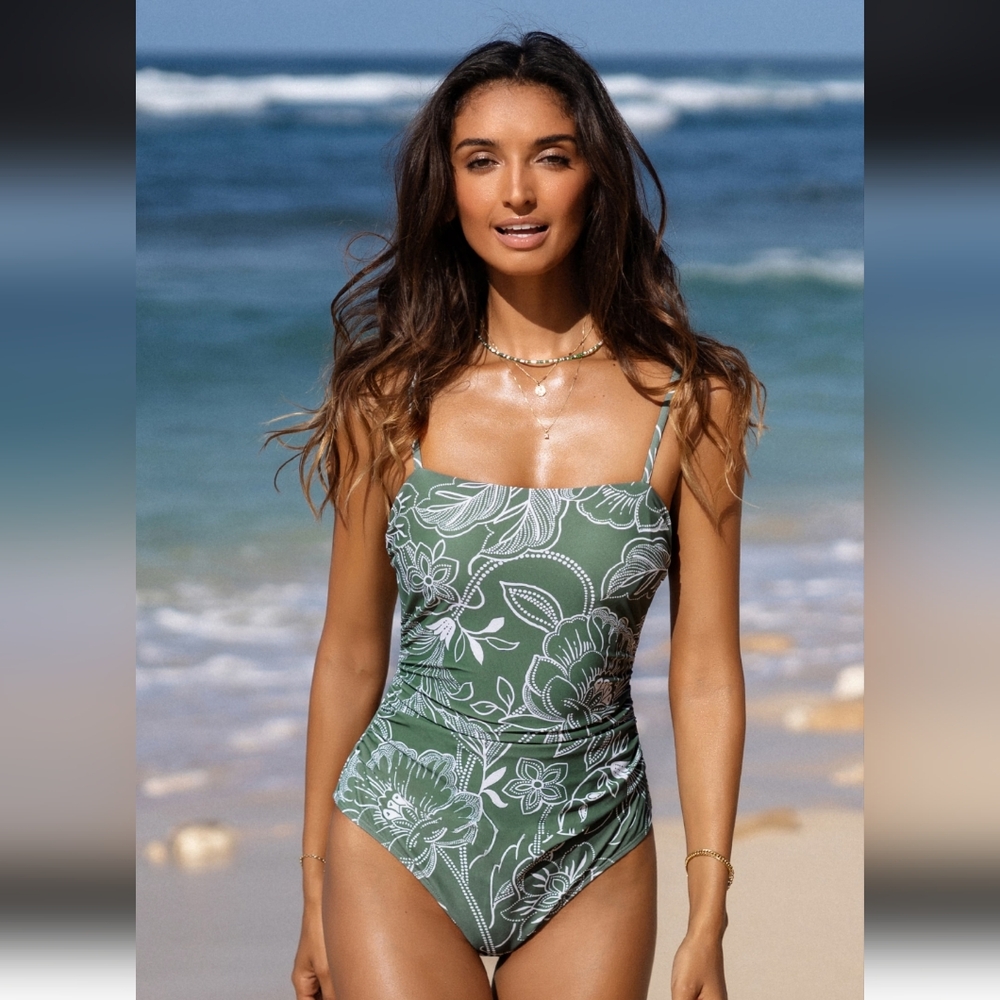 Cupshe Green and White Tropical One Piece Swimsuit